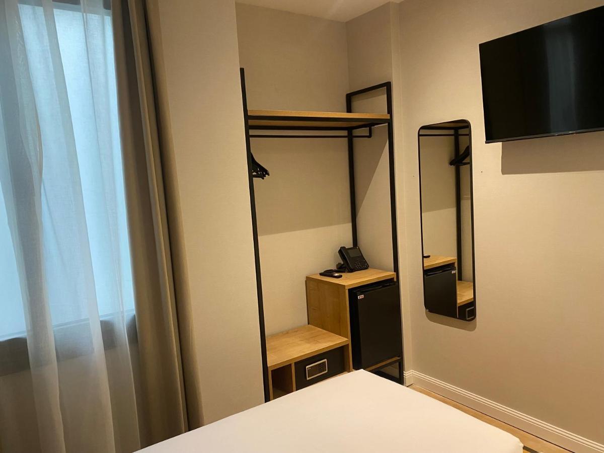 Fontanella By Bcn Urban Guest house Barcelona